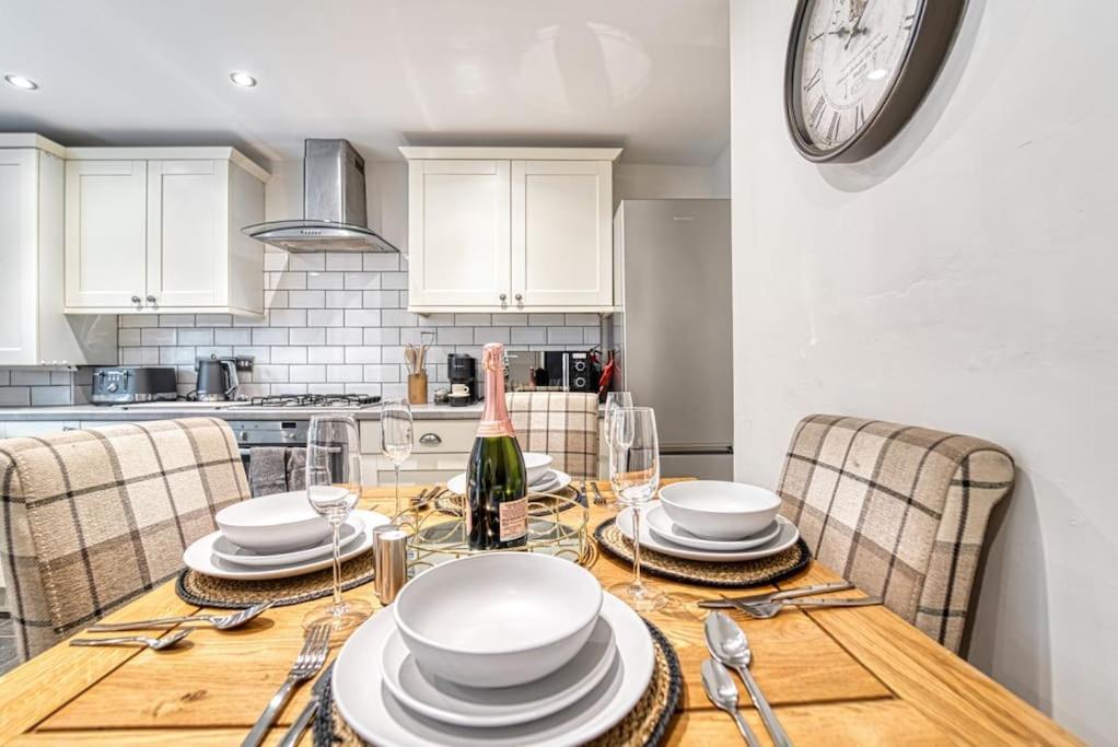 Host & Stay - Underhill House Бриджнорт Екстериор снимка